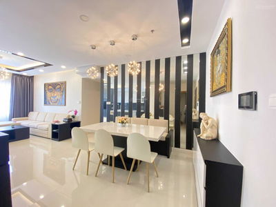 Sunrise City, Vietnam Sunrise City, Vietnam