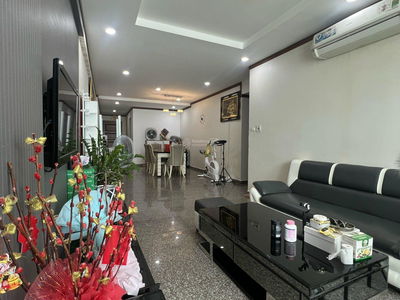 Hoang Anh Thanh Binh, Vietnam  Hoang Anh Thanh Binh, Vietnam