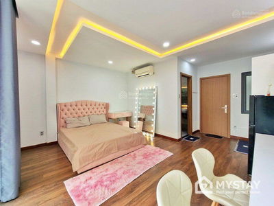 Le Quang Dinh Street, Vietnam Le Quang Dinh Street, Vietnam