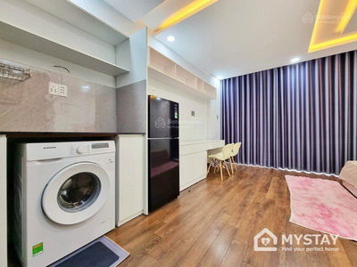 Le Quang Dinh Street, Vietnam Le Quang Dinh Street, Vietnam