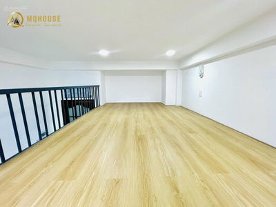 Nguyen Kiem Street, Vietnam  Nguyen Kiem Street, Vietnam