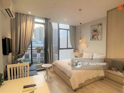 Nguyen Cuu Van Street, Vietnam Nguyen Cuu Van Street, Vietnam