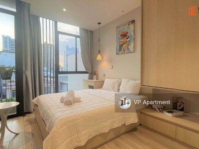 Nguyen Cuu Van Street, Vietnam Nguyen Cuu Van Street, Vietnam