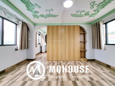 Ly Thai To Street, Vietnam Ly Thai To Street, Vietnam