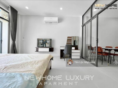 Bach Dang Street, Vietnam Bach Dang Street, Vietnam