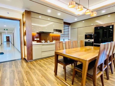 The Nine, Vietnam The Nine, Vietnam