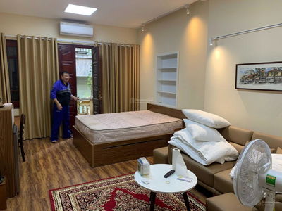 Hue Street, Vietnam  Hue Street, Vietnam