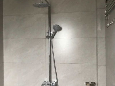 Ngoc Thuy Ward, Vietnam Ngoc Thuy Ward, Vietnam