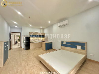 Bui Dinh Tuy Street, Vietnam Bui Dinh Tuy Street, Vietnam