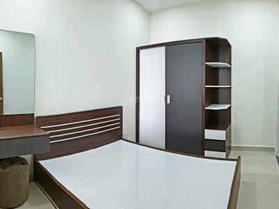 Topaz Elite, Vietnam Topaz Elite, Vietnam