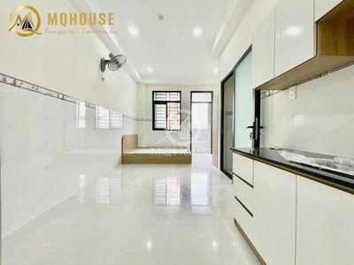 Au Co Street, Vietnam Au Co Street, Vietnam