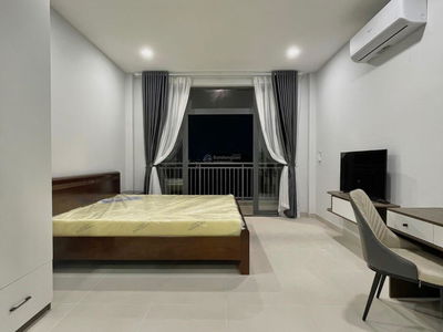 Bach Dang Street, Vietnam Bach Dang Street, Vietnam