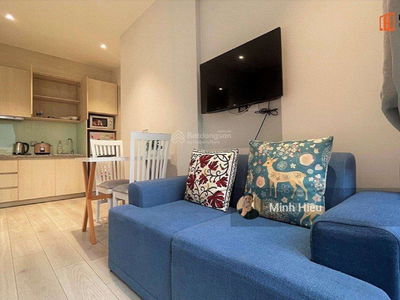 Nguyen Cuu Van Street, Vietnam Nguyen Cuu Van Street, Vietnam