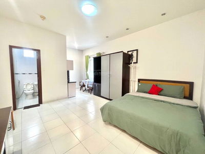 Chu Van An Street, Vietnam Chu Van An Street, Vietnam