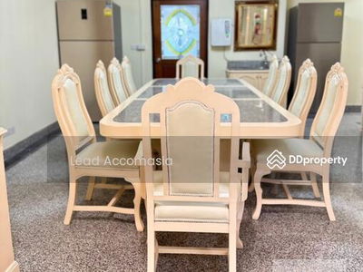 Royal Castle, Bangkok, Thailand Royal Castle, Bangkok, Thailand