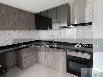 lebua at State Tower, Bangkok, Thailand lebua at State Tower, Bangkok, Thailand