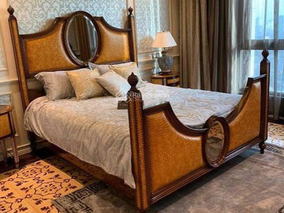 The Golden Armor, Vietnam The Golden Armor, Vietnam