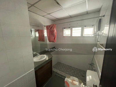 Tiara Mansion, Bangkok, Thailand Tiara Mansion, Bangkok, Thailand