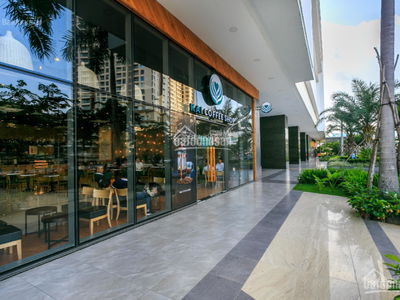 River Gate, Vietnam River Gate, Vietnam