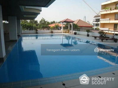 P.W.T. Mansion, Bangkok, Thailand P.W.T. Mansion, Bangkok, Thailand