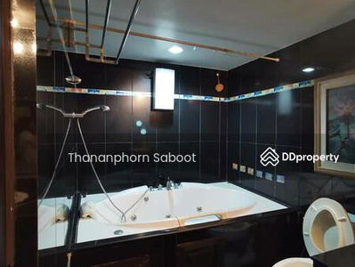 Sam Sen Nai, Bangkok, Thailand Sam Sen Nai, Bangkok, Thailand