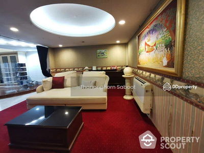 Sam Sen Nai, Bangkok, Thailand Sam Sen Nai, Bangkok, Thailand