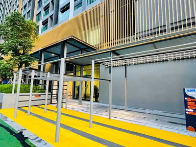 De La Sol, Vietnam De La Sol, Vietnam