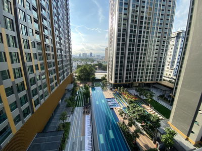 De La Sol, Vietnam De La Sol, Vietnam