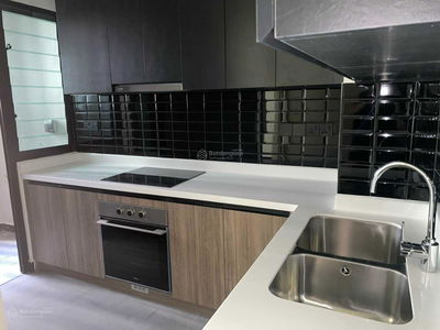 De La Sol, Vietnam De La Sol, Vietnam