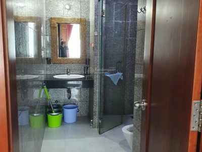 Hoang Anh Thanh Binh, Vietnam  Hoang Anh Thanh Binh, Vietnam