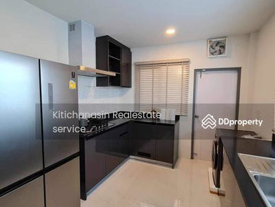 The City Sukhumvit-Bangna, Bangkok, Thailand The City Sukhumvit-Bangna, Bangkok, Thailand