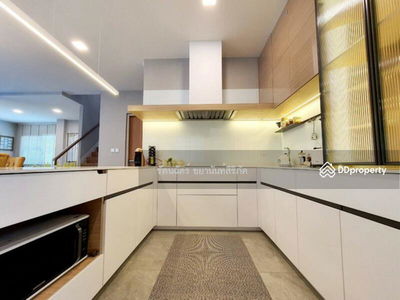 Manthana Km.15, Samut Prakan, Thailand Manthana Km.15, Samut Prakan, Thailand