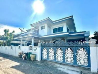 2-story detached house, Bangkok, Thailand 2-story detached house, Bangkok, Thailand