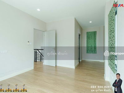 Life Bangkok Boulevard Ratchaphruek - Rattanatibet, Nonthaburi, Thailand Life Bangkok Boulevard Ratchaphruek - Rattanatibet, Nonthaburi, Thailand