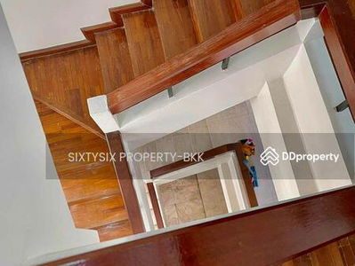 Commercial/Shophouse, Bangkok, Thailand Commercial/Shophouse, Bangkok, Thailand