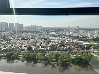 De La Sol, Vietnam De La Sol, Vietnam