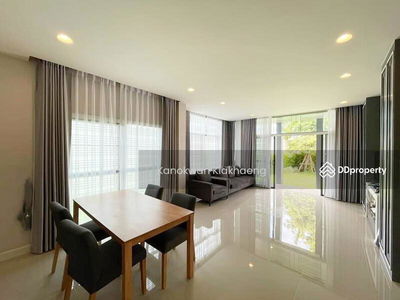 Setthasiri Pattanakarn, Bangkok, Thailand Setthasiri Pattanakarn, Bangkok, Thailand