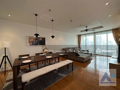 The Royal Saladaeng Condominium, Bangkok, Thailand The Royal Saladaeng Condominium, Bangkok, Thailand