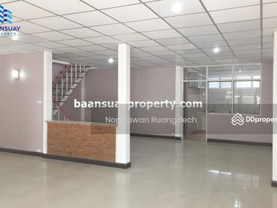 Nawamin Road, near Big C Extra, Nawamin, Bangkok, Thailand Nawamin Road, near Big C Extra, Nawamin, Bangkok, Thailand