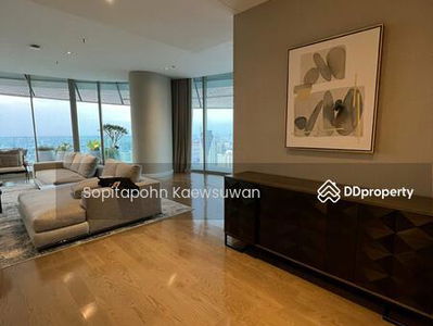 Magnolias Ratchadamri Boulevard, Bangkok, Thailand Magnolias Ratchadamri Boulevard, Bangkok, Thailand