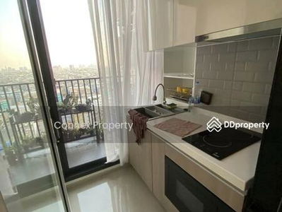 The Tree Charan 30, Bangkok, Thailand The Tree Charan 30, Bangkok, Thailand