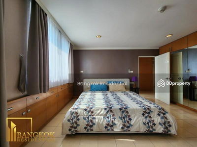 Supalai Place Sukhumvit 39, Bangkok, Thailand Supalai Place Sukhumvit 39, Bangkok, Thailand