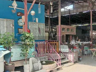 Phra Samut Chedi Warehouse, Samut Prakan, Samut Prakan, Thailand Phra Samut Chedi Warehouse, Samut Prakan, Samut Prakan, Thailand