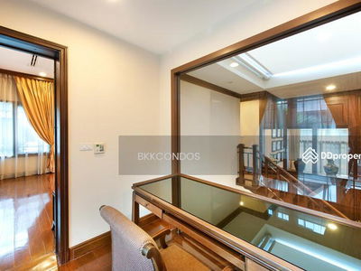 L&H Villa Sathorn, Bangkok, Bangkok, Thailand L&H Villa Sathorn, Bangkok, Bangkok, Thailand