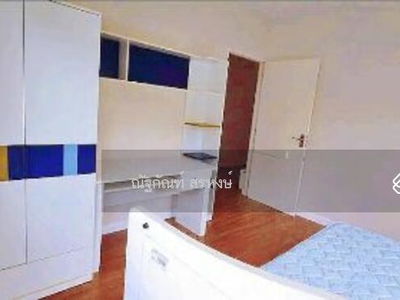 Manthana Lake Watcharapol Village, Bangkok, Thailand Manthana Lake Watcharapol Village, Bangkok, Thailand