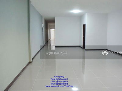 Baan Yan Bang Yai, Nonthaburi, Thailand Baan Yan Bang Yai, Nonthaburi, Thailand