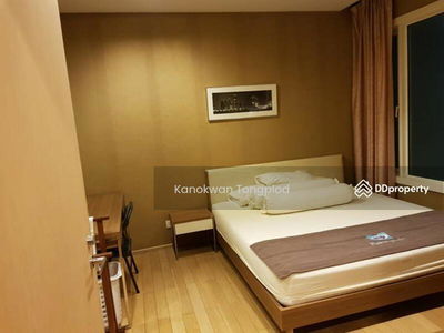 Siri At Sukhumvit, Bangkok, Thailand Siri At Sukhumvit, Bangkok, Thailand