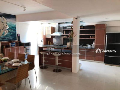 Soi Soonvijai 4, Bangkok, Thailand Soi Soonvijai 4, Bangkok, Thailand