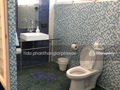 Soi Soonvijai 4, Bangkok, Thailand Soi Soonvijai 4, Bangkok, Thailand