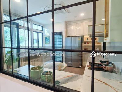 Nantawan Rama 9 New Krungthepkreetha, Bangkok, Thailand Nantawan Rama 9 New Krungthepkreetha, Bangkok, Thailand